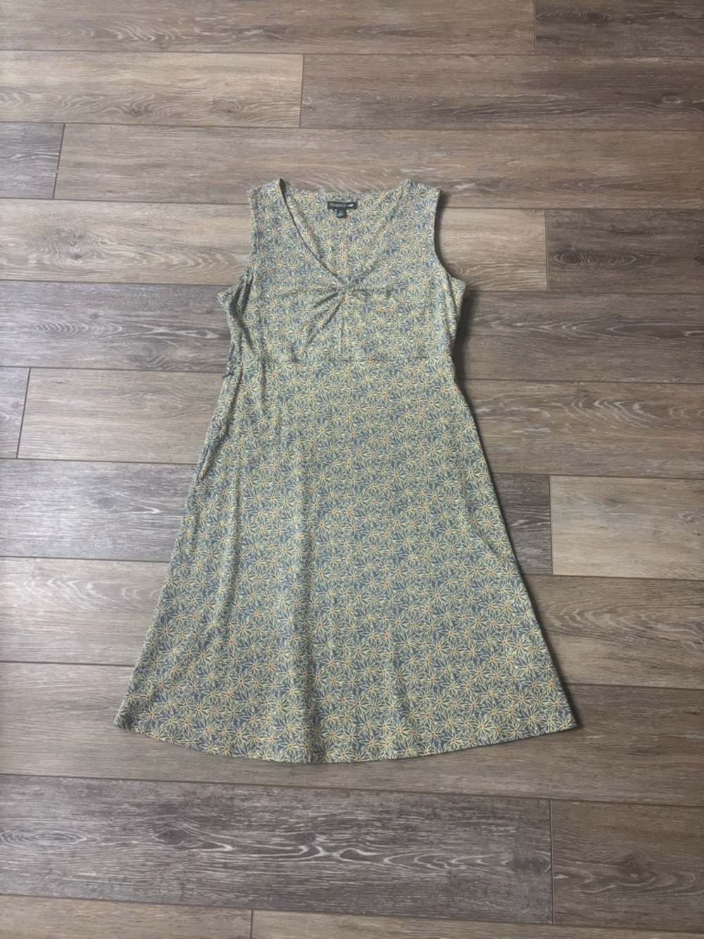 Toad & Co Rosemarie Dress Sz S Floral Sleeveless Granola Girl Nature Outdoor Fun